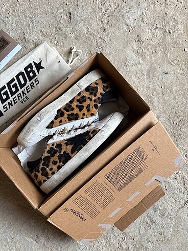 37 Beden çeşitli Renk Golden Goose Deluxe Leopar