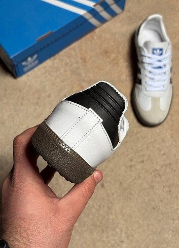 43 Beden beyaz Renk Adidas Samba Beyaz Siyah
