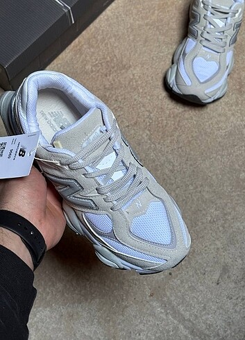 36 Beden New Balance 9060