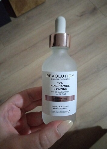  Beden Revolution Skincare Cilt Serumu Niacinamide 