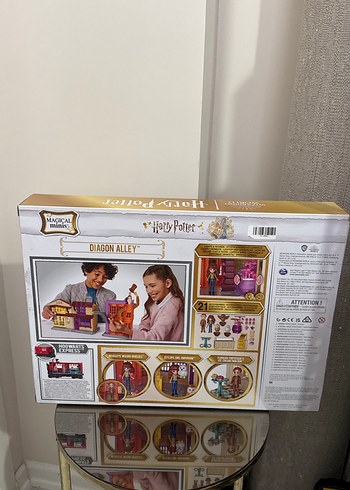 Wizarding World Small Doll Diagon Alley