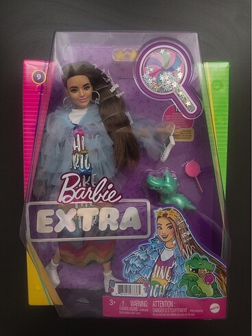 Barbie extra sarı çeketli bebek