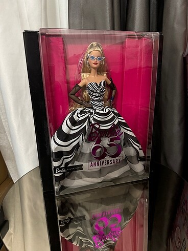 Barbie Barbie 65.Yıl Özel Koleksiyon Bebeği
