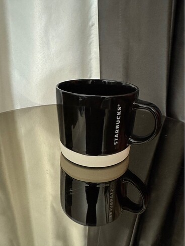 Starbucks Siyah Blok Kupa 325 ml