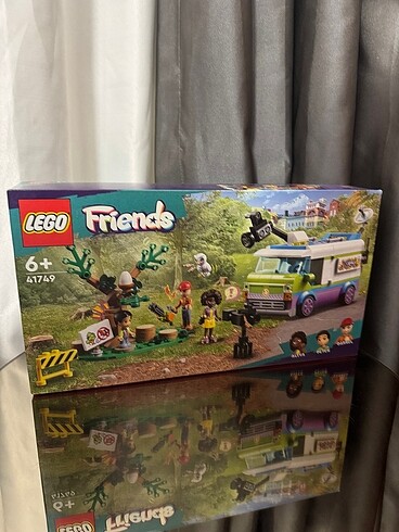 Diğer Lego Friends Canlı Yayın Aracı 446 parça