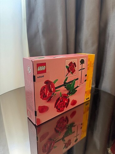 Beden Lego iconic gül