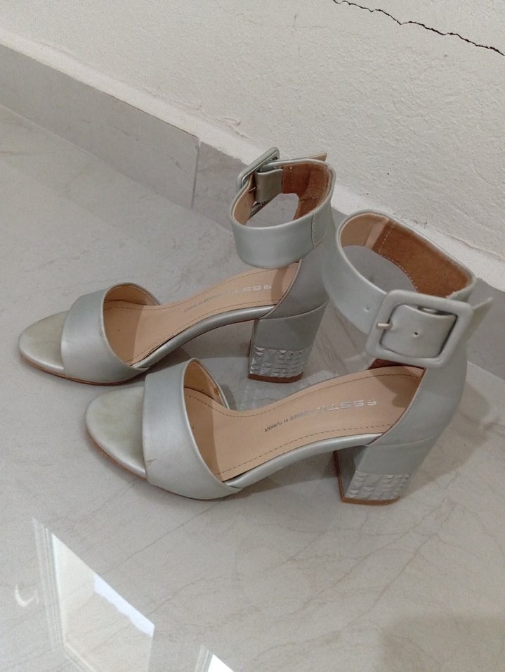 Bej Minimalist Platform Topuklu Kadın Sandalet - Görsel 2