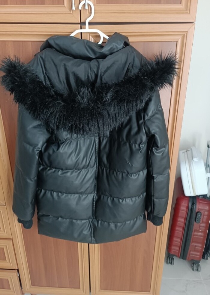  Kapşonlu şişme mont  - Görsel 2