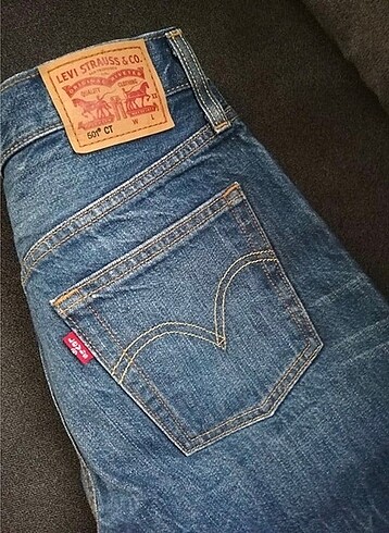 Levis Jean