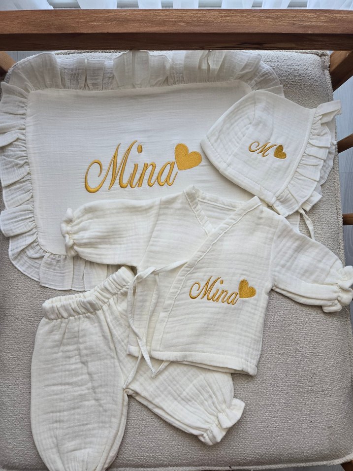 Nakışlı Beyaz Bebek Hastane Kıyafeti 4lü set - Görsel 2