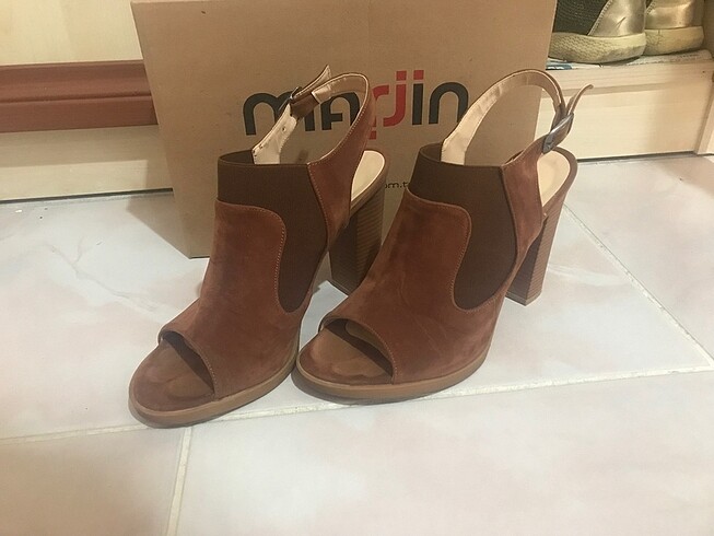 Topuklu ayakkabı