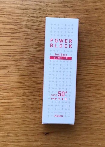 Missha Power Block Ton Aydınlatıcı Güneş Kremi SPF50+