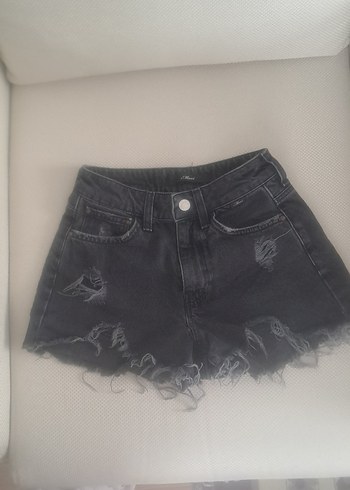 Mavi Jeans Siyah Yırtık Mini Kot Şort