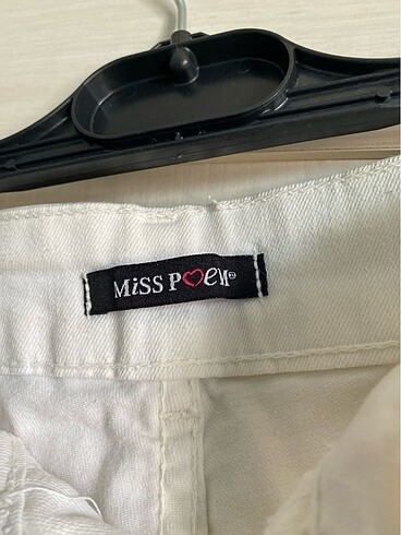 Beyaz Mini Kot Şort - Görsel 2