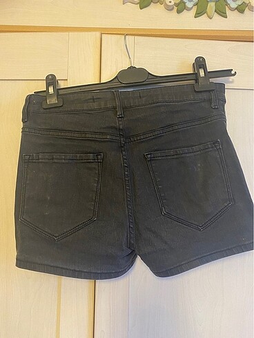 Eskitme görünümlü şort - Görsel 2