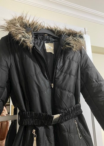 38 Beden siyah Renk Kürk Detaylı Siyah Uzun Kadın Kışlık Mont