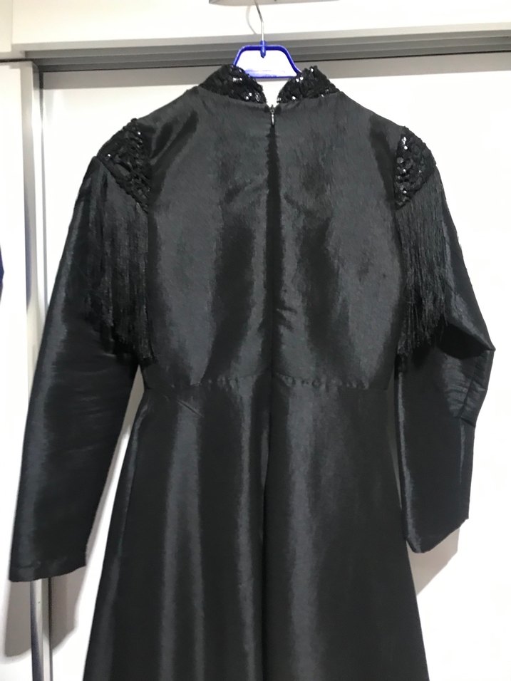 Uzun Siyah Gotik Kadın Elbise - Görsel 3