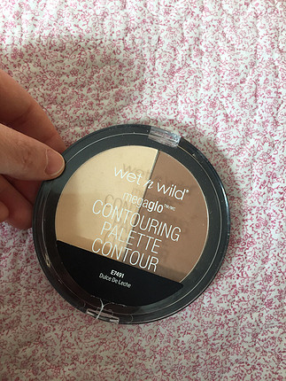 Wet N wild contour paleti 