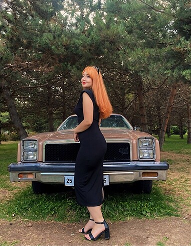 Siyah elbise