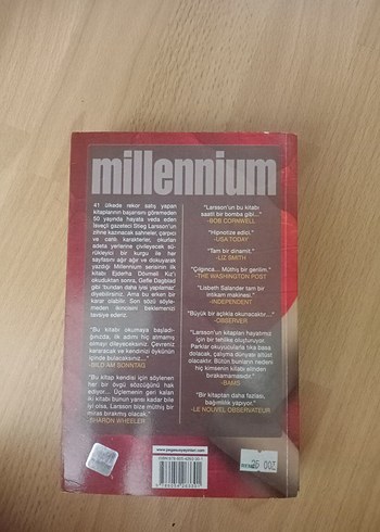Ejderha Dövmeli Kız - Stieg Larsson