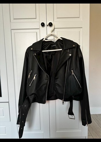 Siyah Kemerli Mini Deri Biker Ceket - Görsel 4