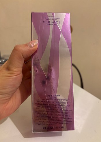Versace Woman Kadın Parfümü 50 ml - Görsel 3