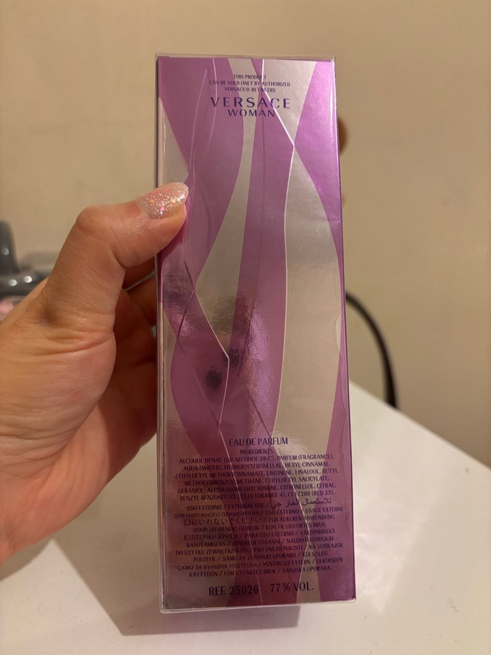 Versace Woman Kadın Parfümü 50 ml - Görsel 3