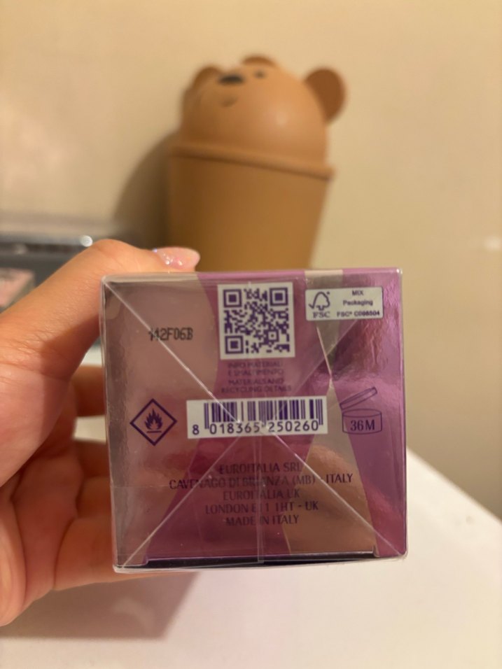 Versace Woman Kadın Parfümü 50 ml - Görsel 2