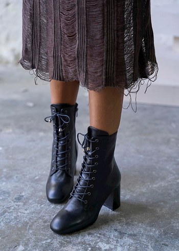 Siyah Deri  Kadın Botu - Görsel 7