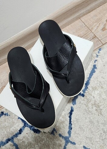 Hush puppies terlik