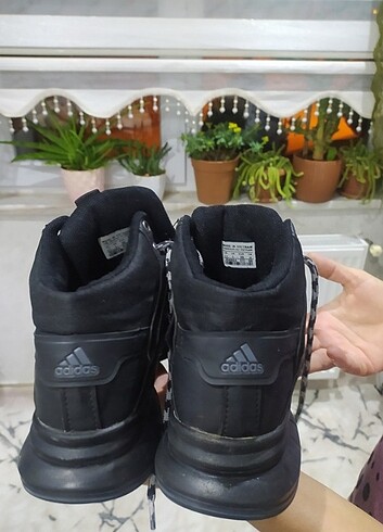 Adidas erkek bot 