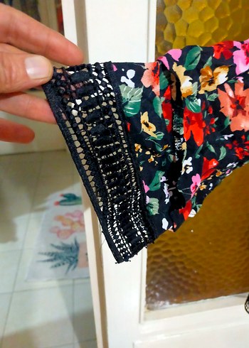 Çiçek Desenli Bohem Kadın Mini Bluz London m beden - Görsel 2