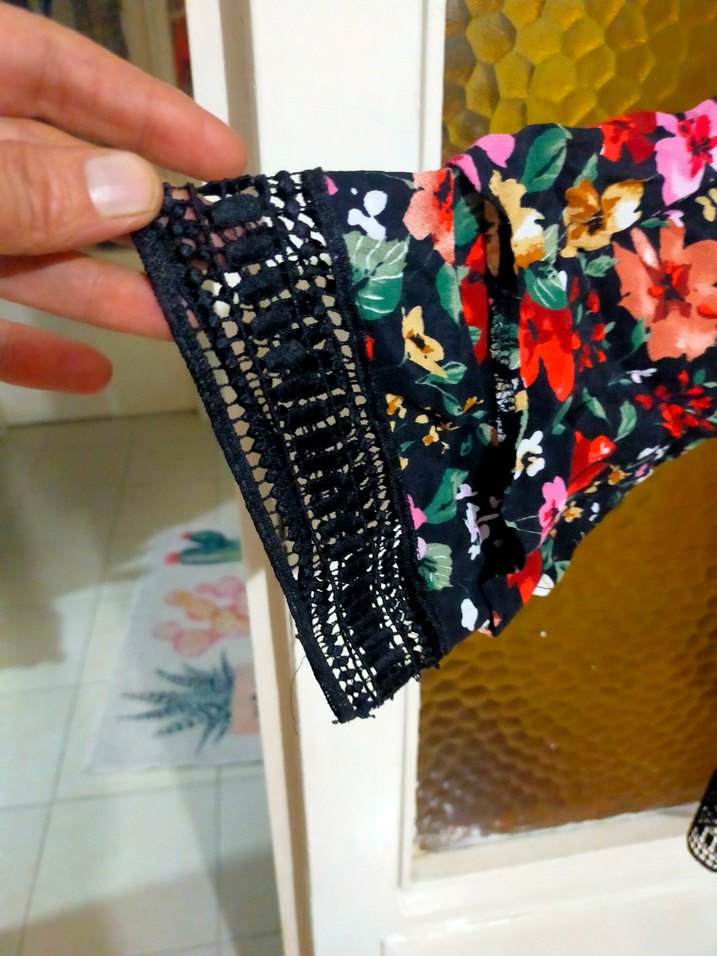 Çiçek Desenli Bohem Kadın Mini Bluz London m beden - Görsel 2