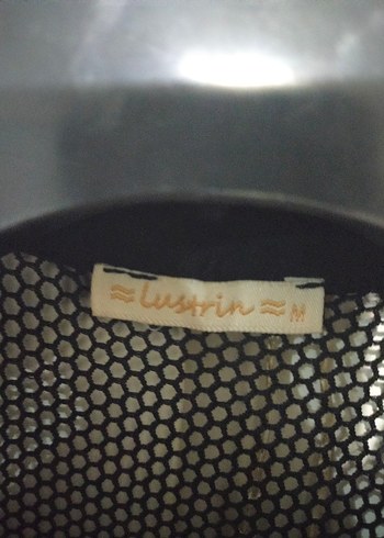 Siyah Düğmeli Kolsuz Gömlek - Görsel 2