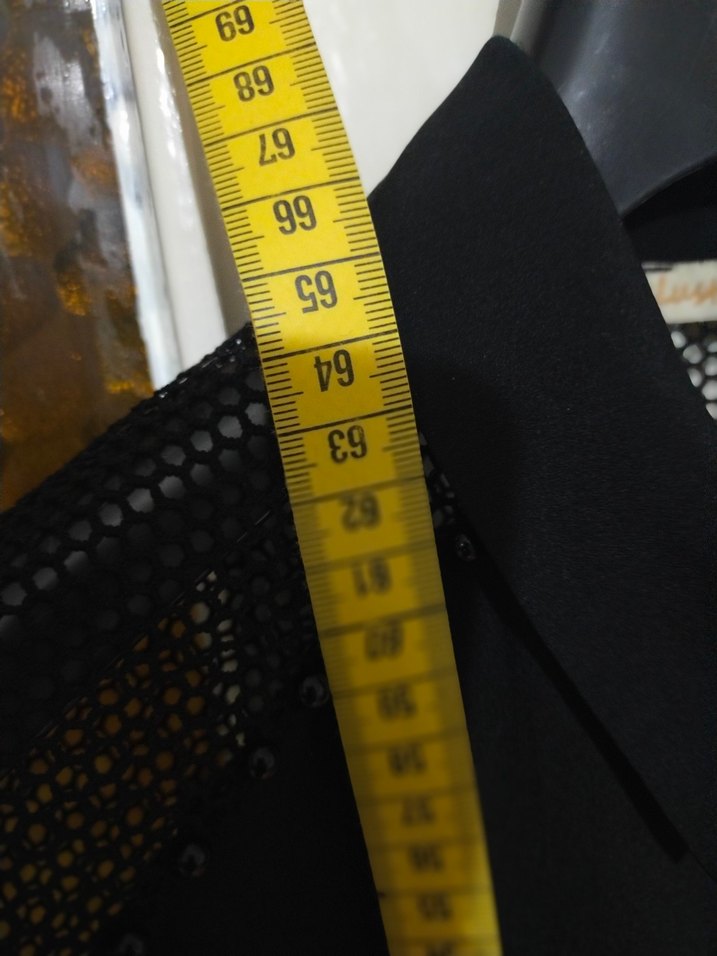 Siyah Düğmeli Kolsuz Gömlek - Görsel 3