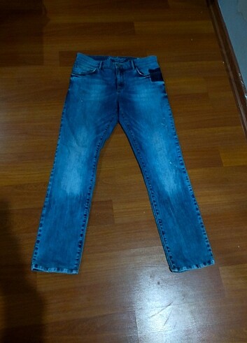 Jeans pantolon 31 likralı