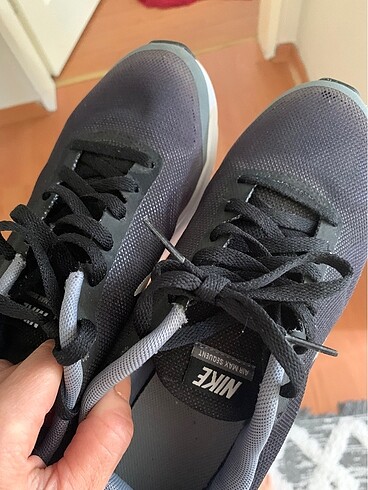 36 Beden siyah Renk Orjinal Nike