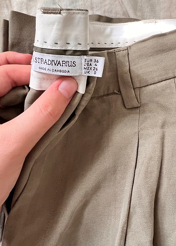 Stradivarius güzel bir yeşil kumaş pantolon