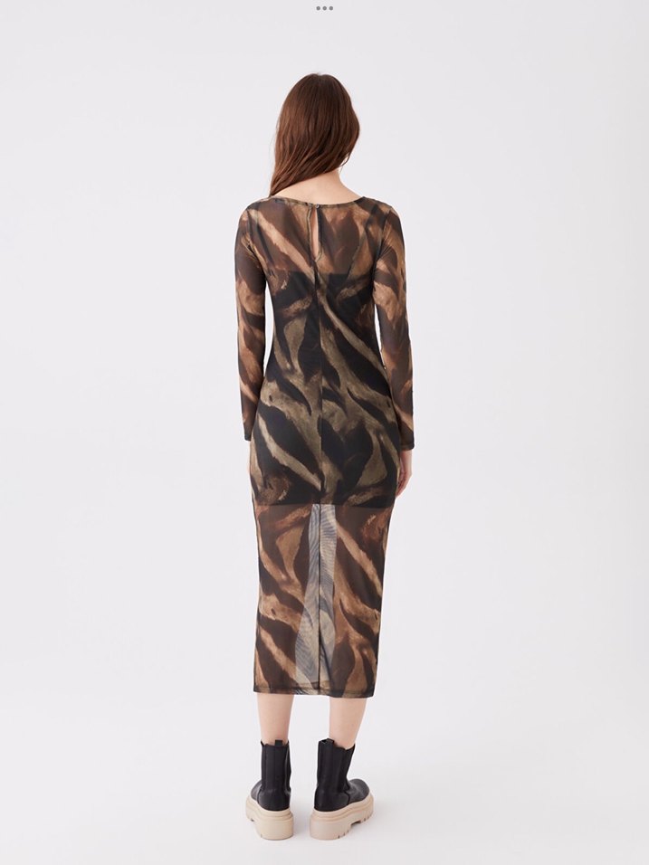 Zebra desenli dik yaka vücudu saran uzun elbise - Görsel 3