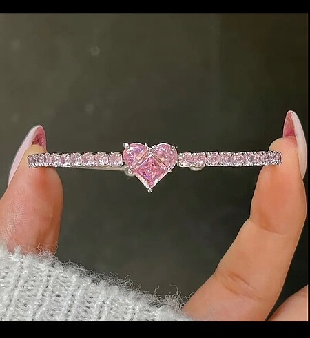 Işıltılı taşlı pembe kalp bilekliği / bileziği