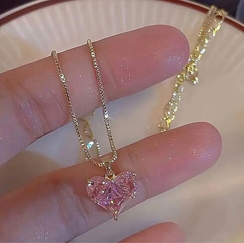 Accessorize Pembe kalp taşlı kolye küpe seti