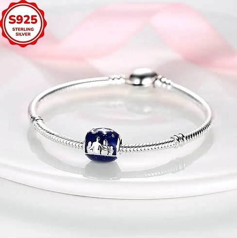 Pandora 925 ayar gümüş aile figürlü Pandora charm