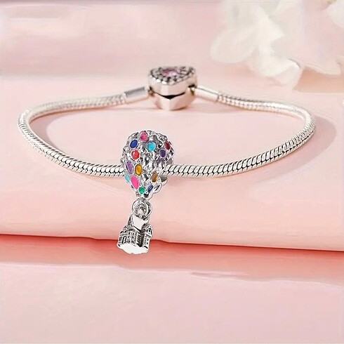 Pandora Disney Up filmi balonlu evi Pandora model charm