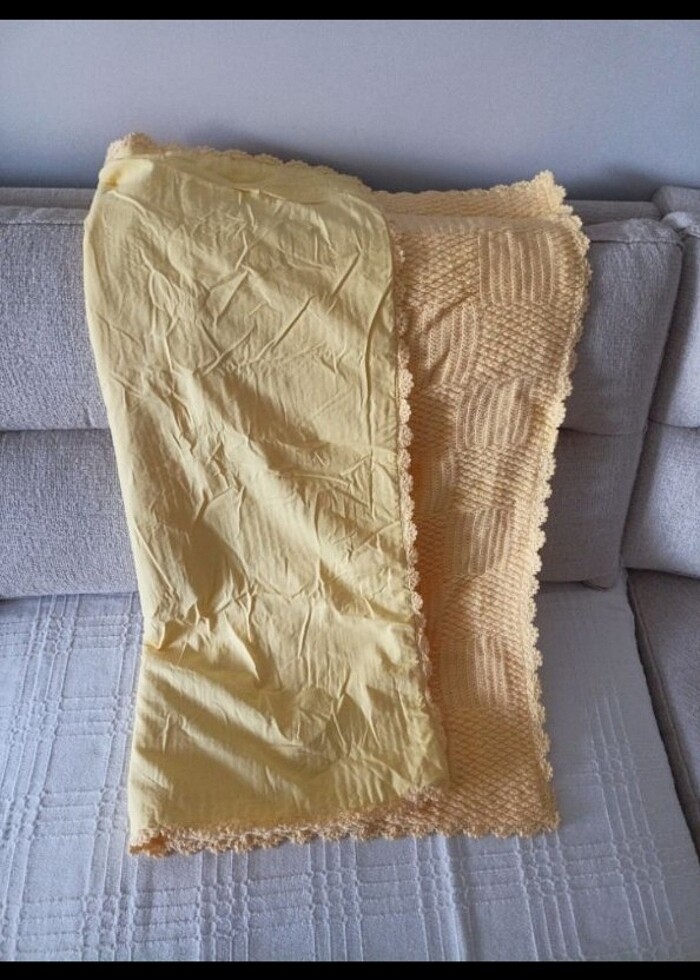 Sarı renk astarlı örtü - Görsel 2