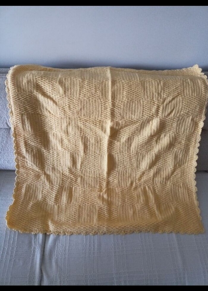 Sarı renk astarlı örtü - Görsel 3