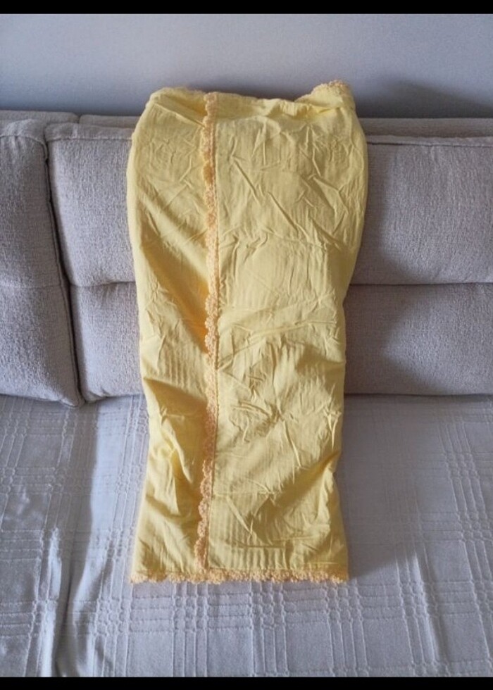 Sarı renk astarlı örtü - Görsel 4