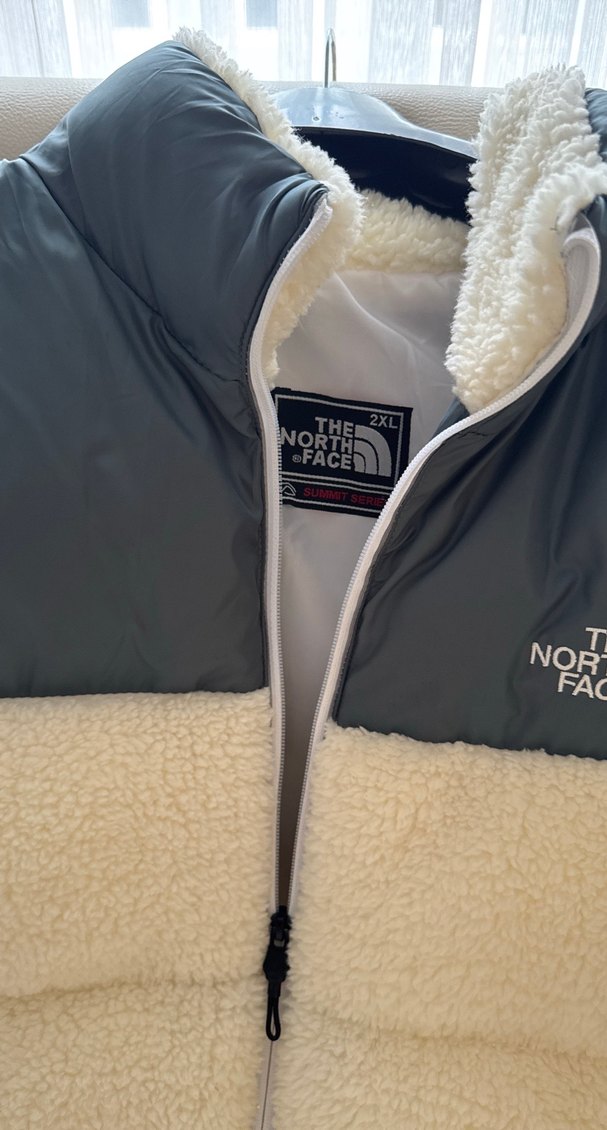 Beyaz Suni Kürklü Kadın Puf Yelek - Görsel 2