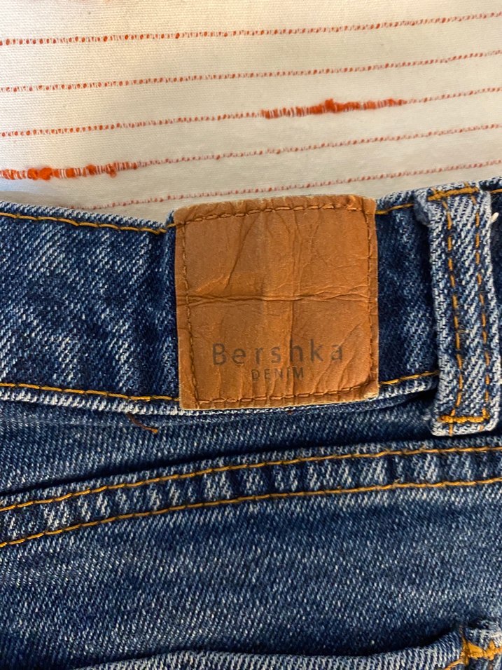 Bershka Kadın Mini Denim Şort - Görsel 3