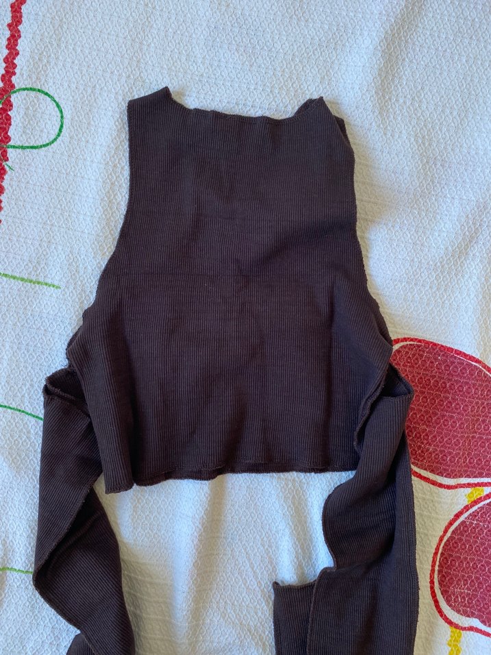 Parmak Geçirmeli Kahverengi Crop Top - Görsel 4