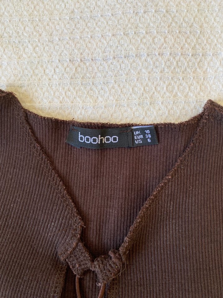 Parmak Geçirmeli Kahverengi Crop Top - Görsel 2